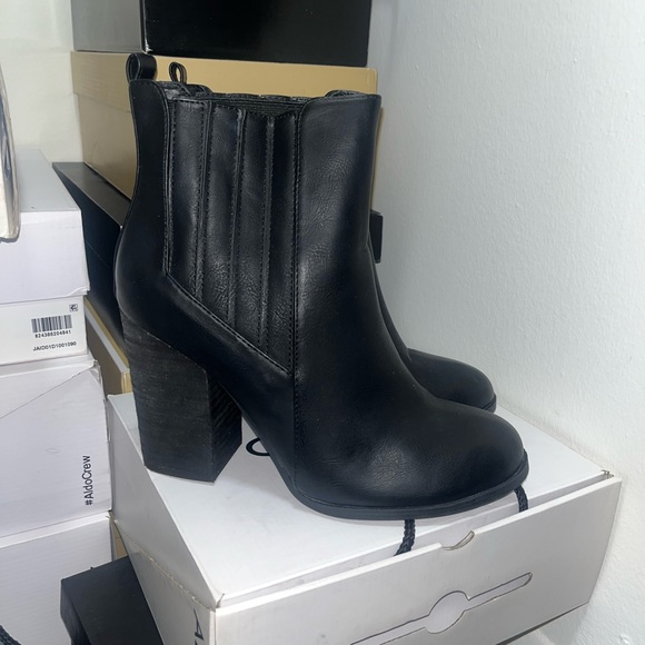 Call It Spring Black Ankle Boots Size 9 - Picture 4 of 6